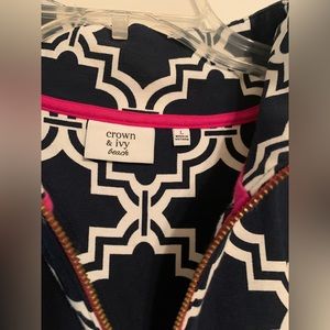 Crown & Ivy Beach Patterned Half Zip Up Size L Large
